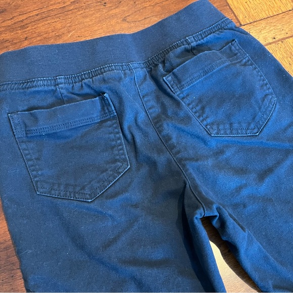 Izod Girls Uniform Shorts - Picture 4 of 7